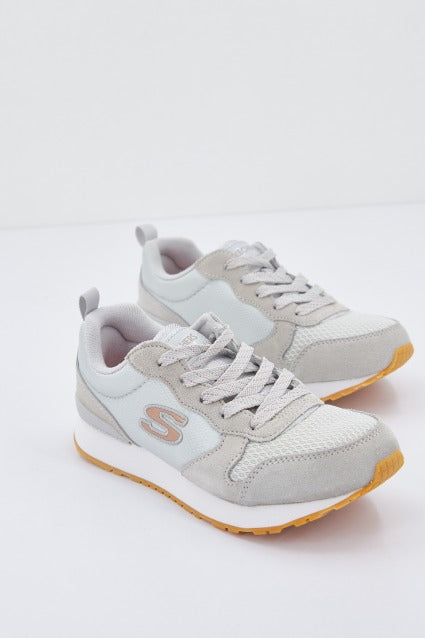 SKECHERS RETROSPECT en color BEIS (2)