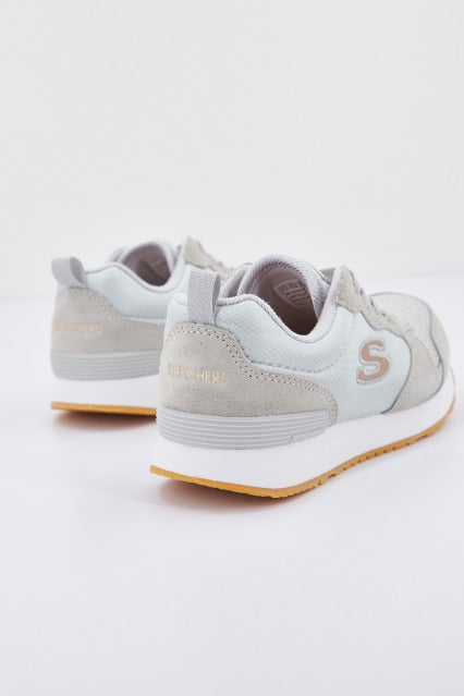 SKECHERS RETROSPECT en color BEIS (3)