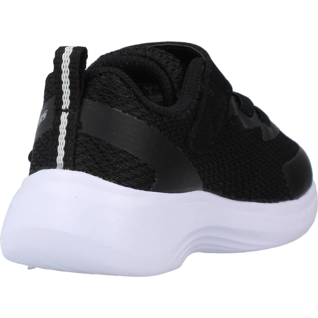 SKECHERS SELECTORS en color NEGRO (3)