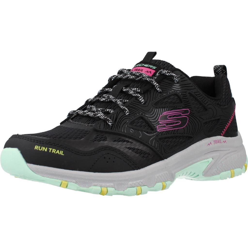 SKECHERS HILLCREST-PURE ESCAPADE en color NEGRO (1)