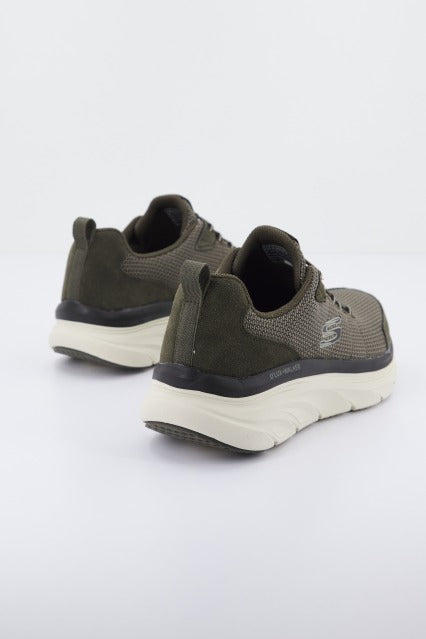 SKECHERS D'LUX WALKER en color VERDE (3)