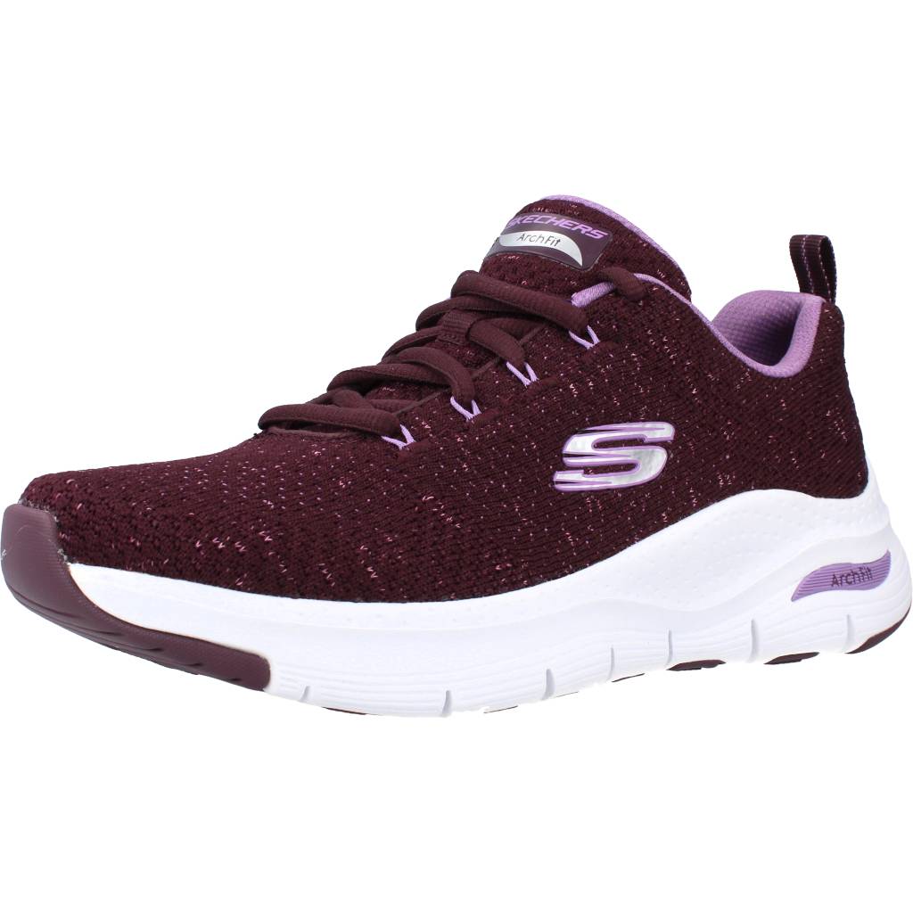 SKECHERS S ARCH FIT en color BURDEOS (1)