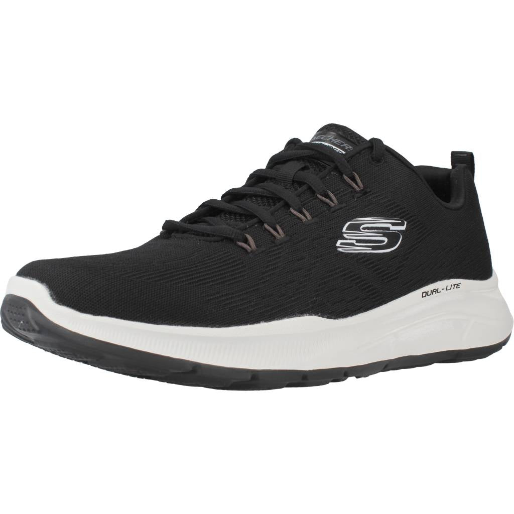 SKECHERS EQUALIZER . en color NEGRO (1)
