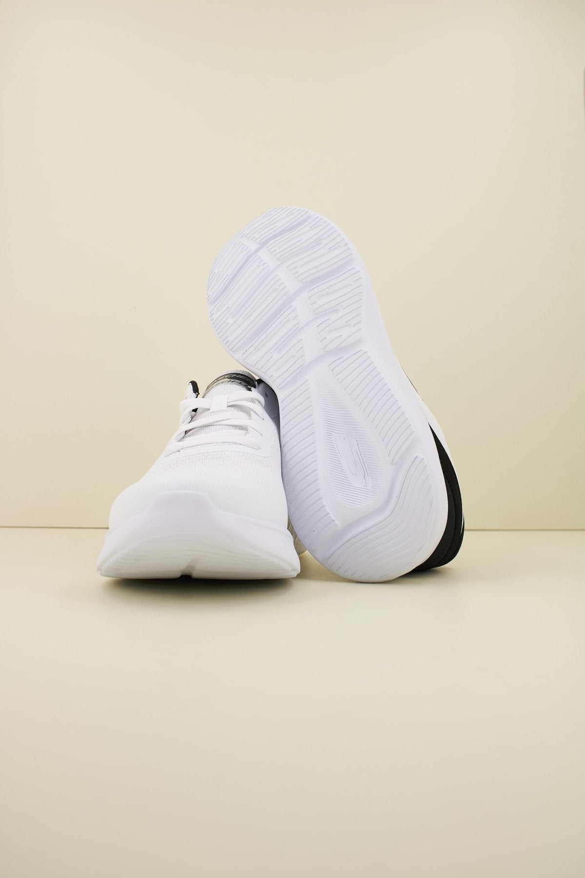 SKECHERS LITE PRO en color BLANCO (4)