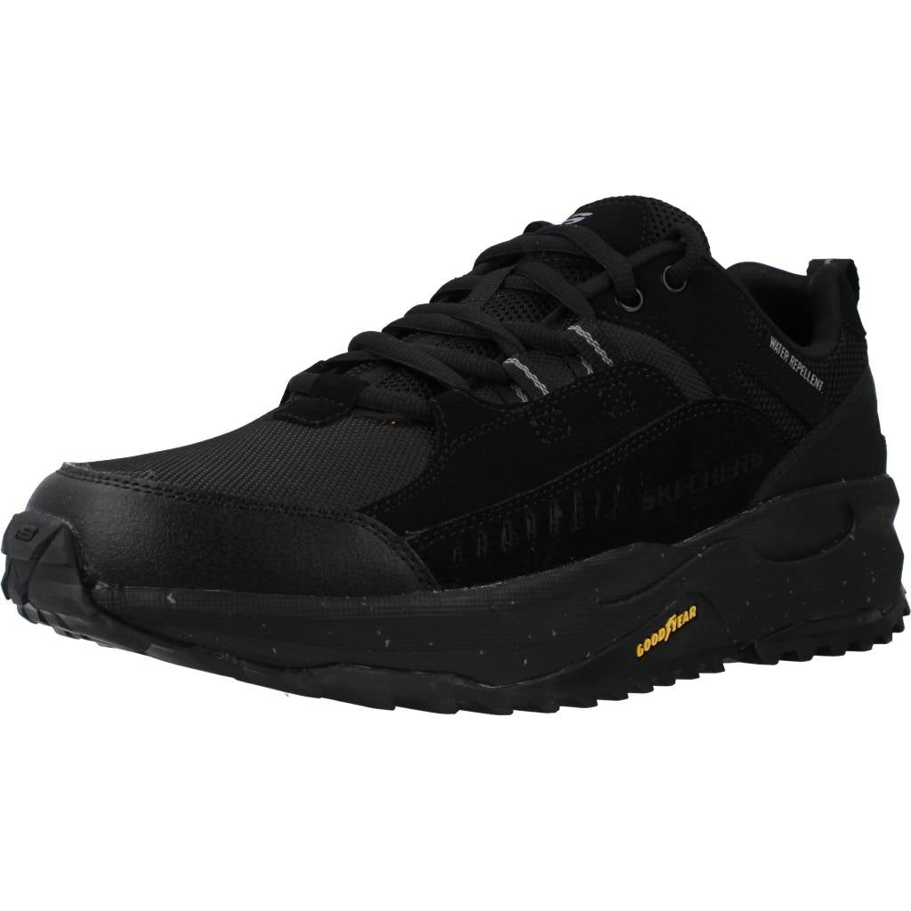SKECHERS BIONIC TRAIL-ROAD SECTOR en color NEGRO (1)