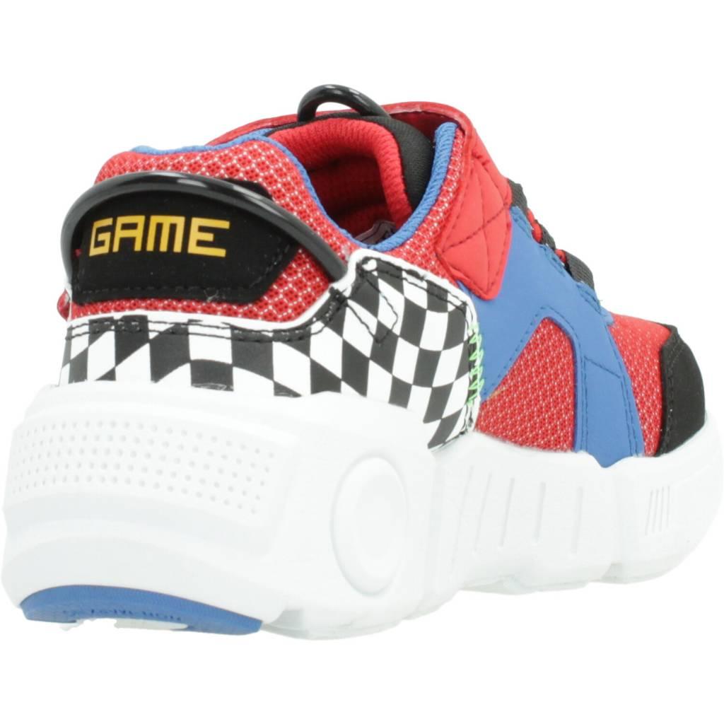 SKECHERS L en color ROJO (3)