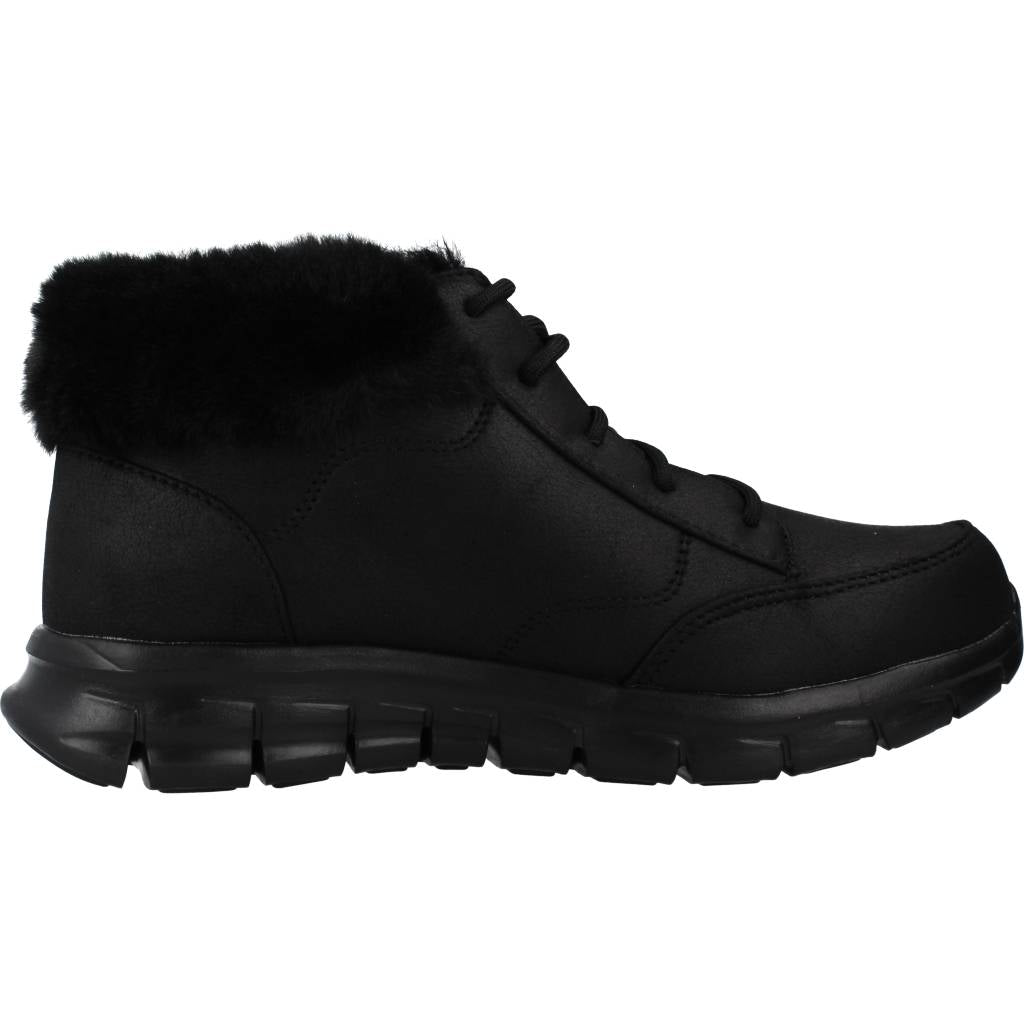 SKECHERS SYNERGY en color NEGRO (4)