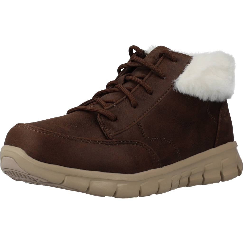 SKECHERS SYNERGY en color MARRON (1)