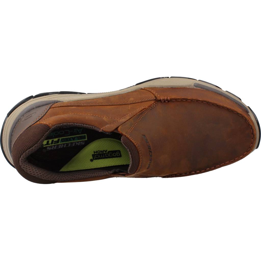 SKECHERS RESPECTED en color MARRON (7)