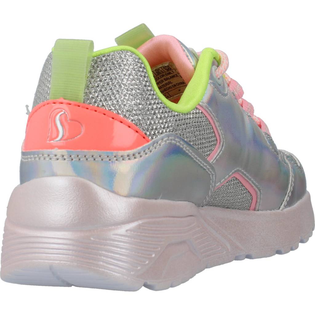 SKECHERS UNO LITE en color PLATA (3)