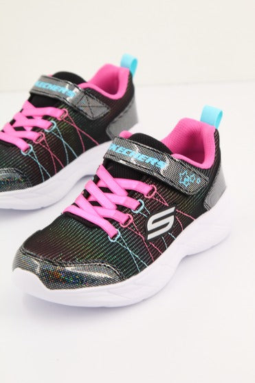 SKECHERS SNAP SPRINTS . en color NEGRO (2)