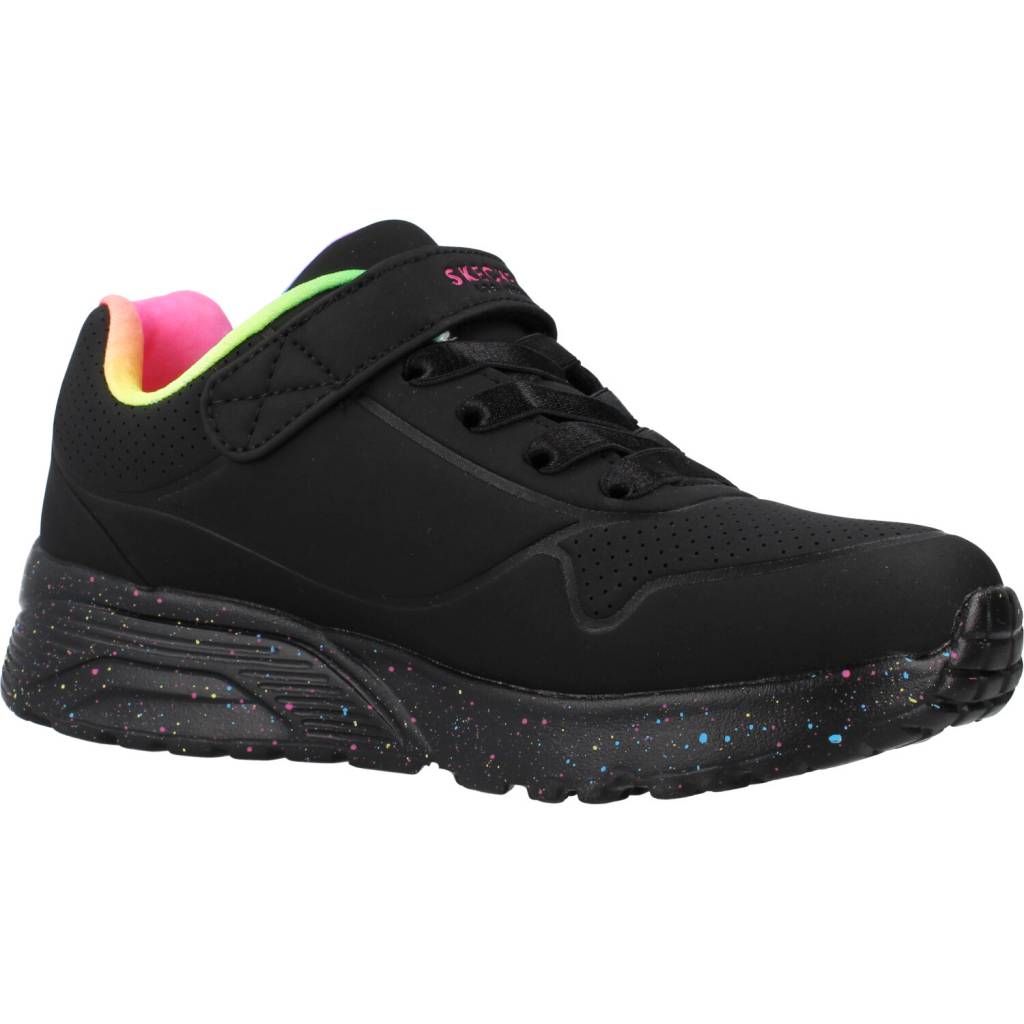 SKECHERS UNO LITE GORE en color NEGRO (5)