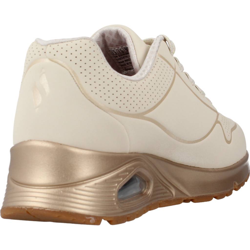 SKECHERS L en color BEIS (3)