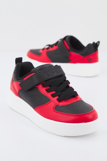 SKECHERS SPORT COURT en color NEGRO (1)