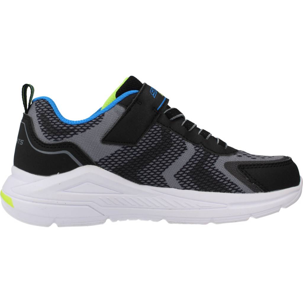 SKECHERS TRI-NAMICS en color NEGRO (4)