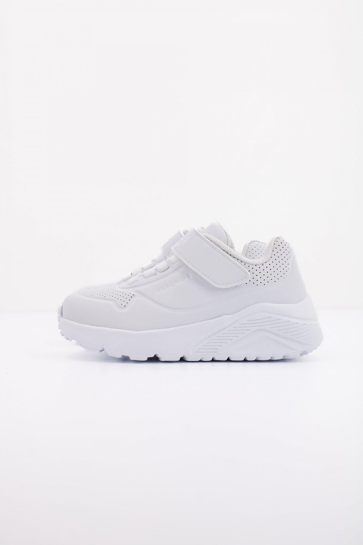 SKECHERS UNO LITE en color BLANCO (1)