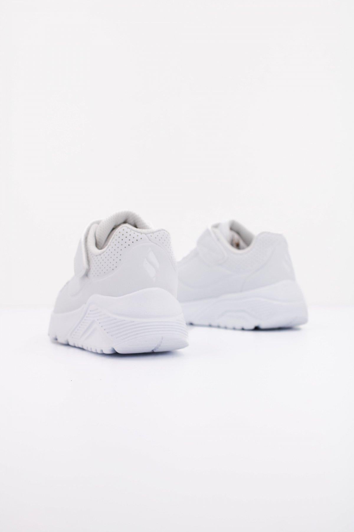SKECHERS UNO LITE en color BLANCO (4)