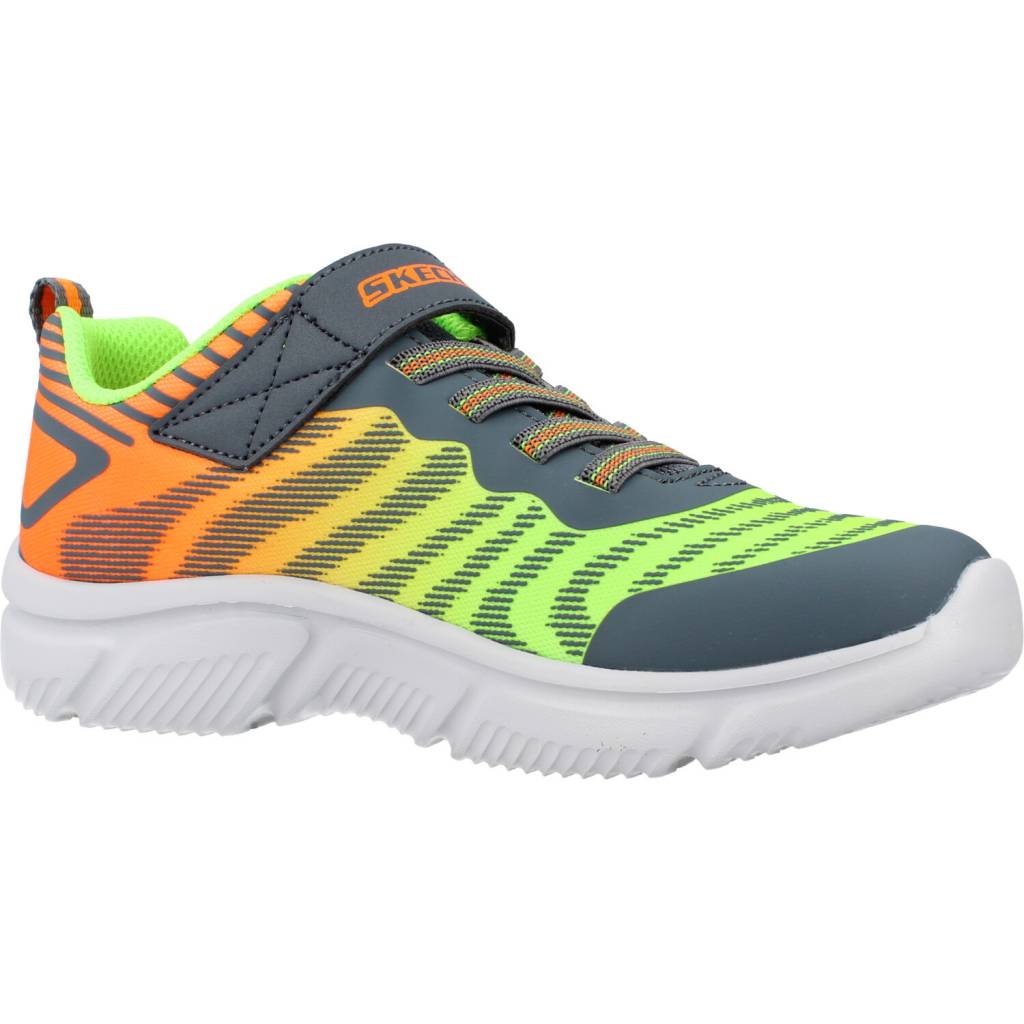 SKECHERS GO RUN en color VERDE (5)