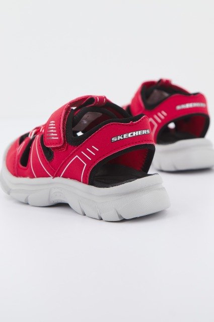SKECHERS RELIX en color ROJO (3)