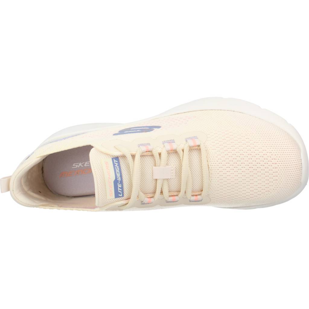 SKECHERS DYNAMIGHT . en color BEIS (7)