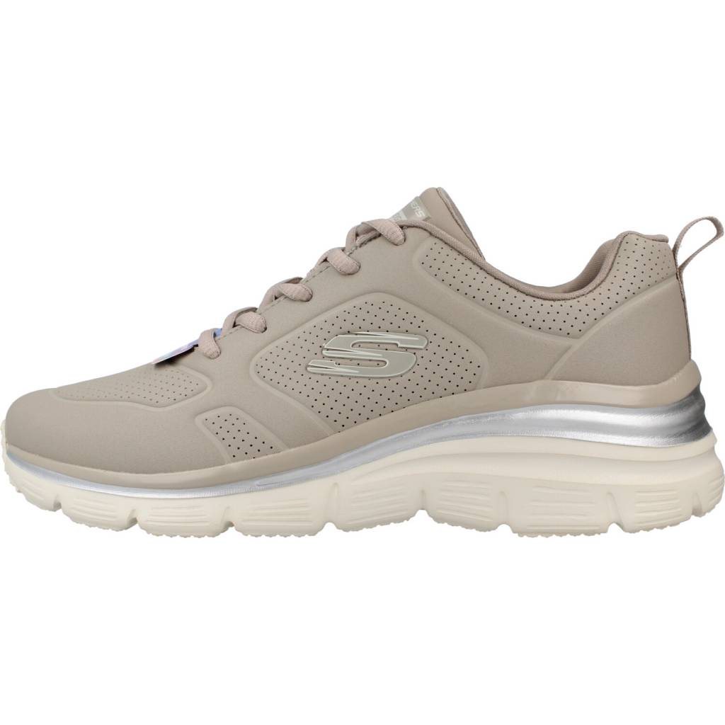 SKECHERS S en color MARRON CLARO (2)