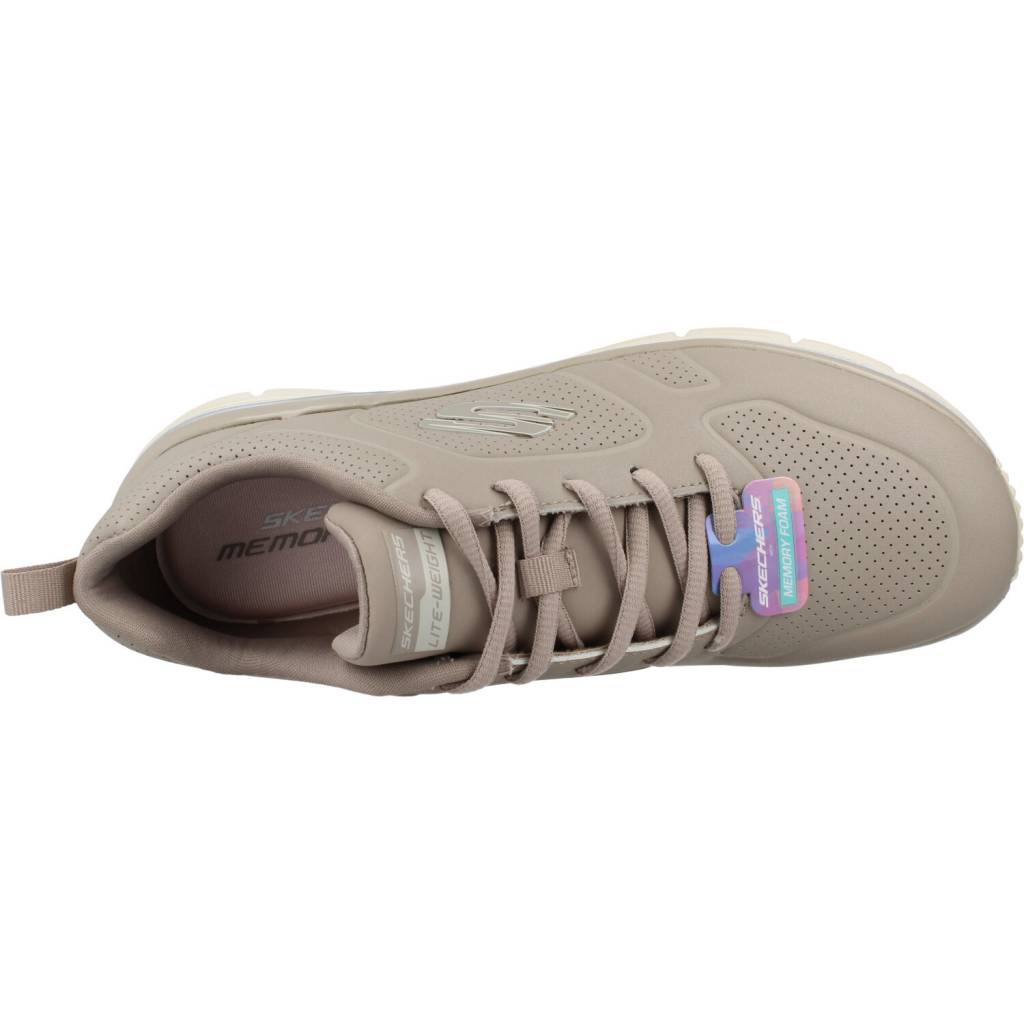 SKECHERS S en color MARRON CLARO (7)