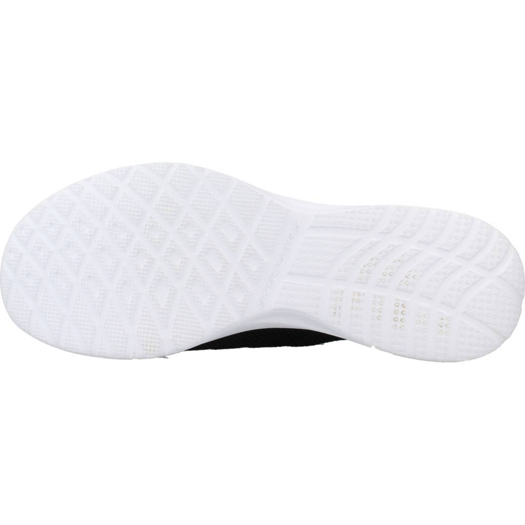 SKECHERS DYNAMIGHT en color NEGRO (6)