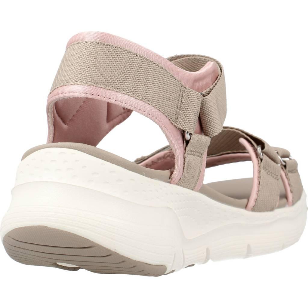 SKECHERS S en color MARRON (3)