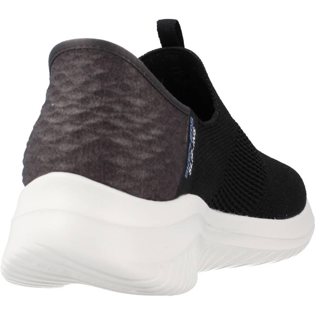 SKECHERS SLIP-INS: SUMIT en color NEGRO (3)