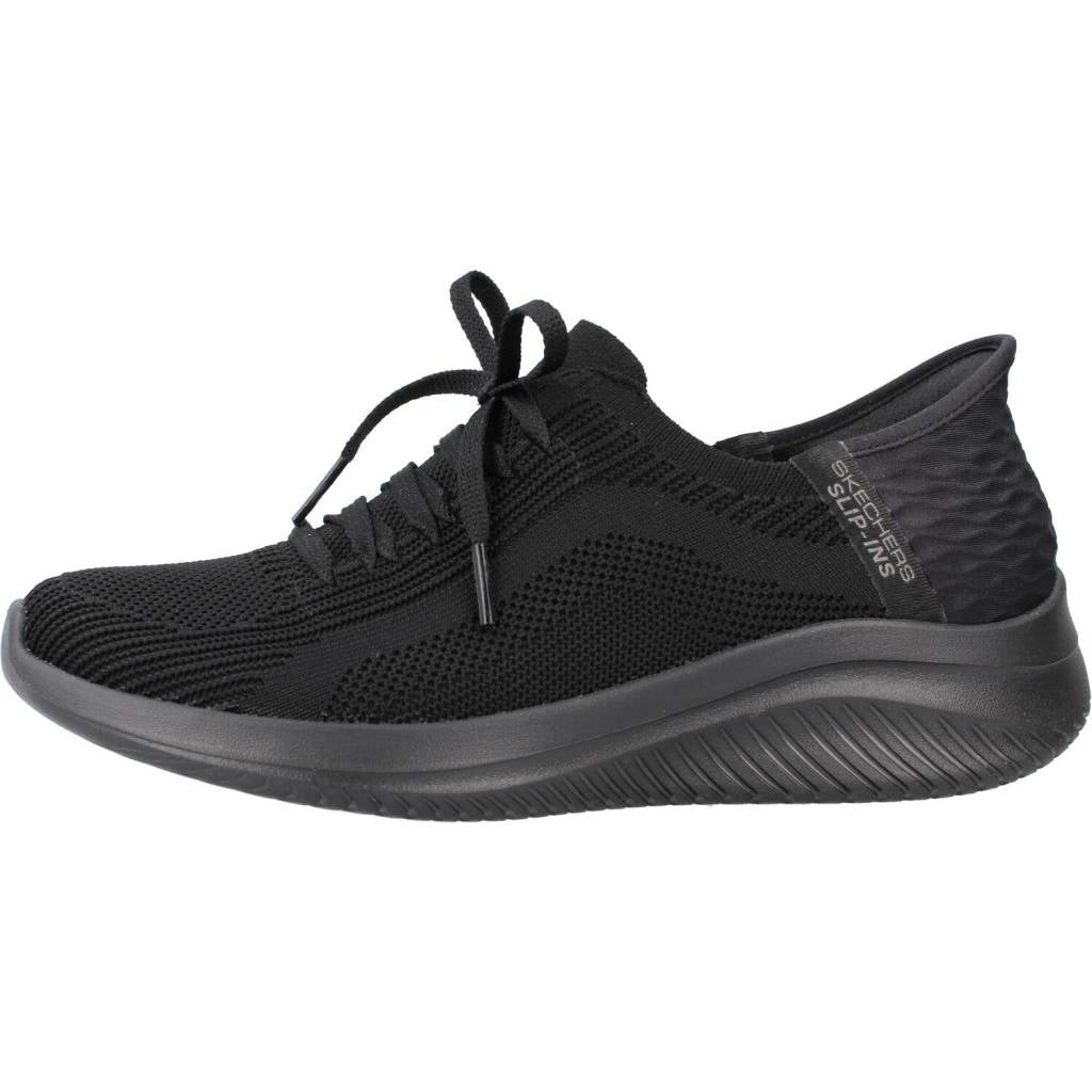 SKECHERS SLIP-INS: ULTRA FLEX . TONAL STRETC en color NEGRO (2)
