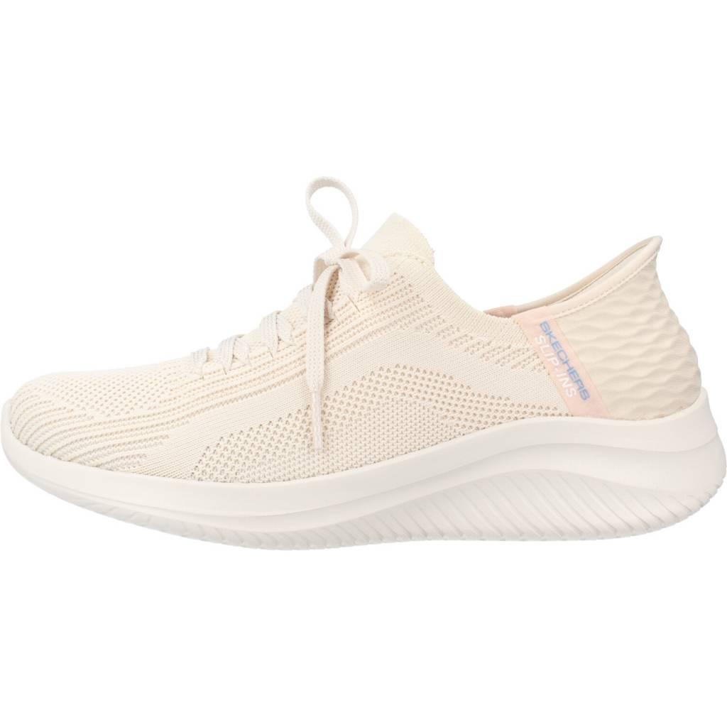 SKECHERS SLIP-INS: ULTRA FLEX . TONAL STRETC en color BEIS (2)