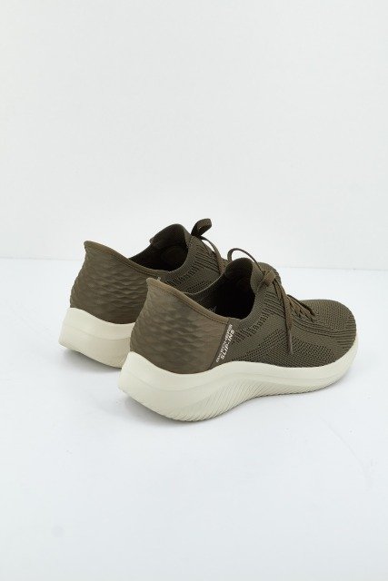 SKECHERS SLIP-INS: ULTRA FLEX . TONAL STRETC en color VERDE (3)