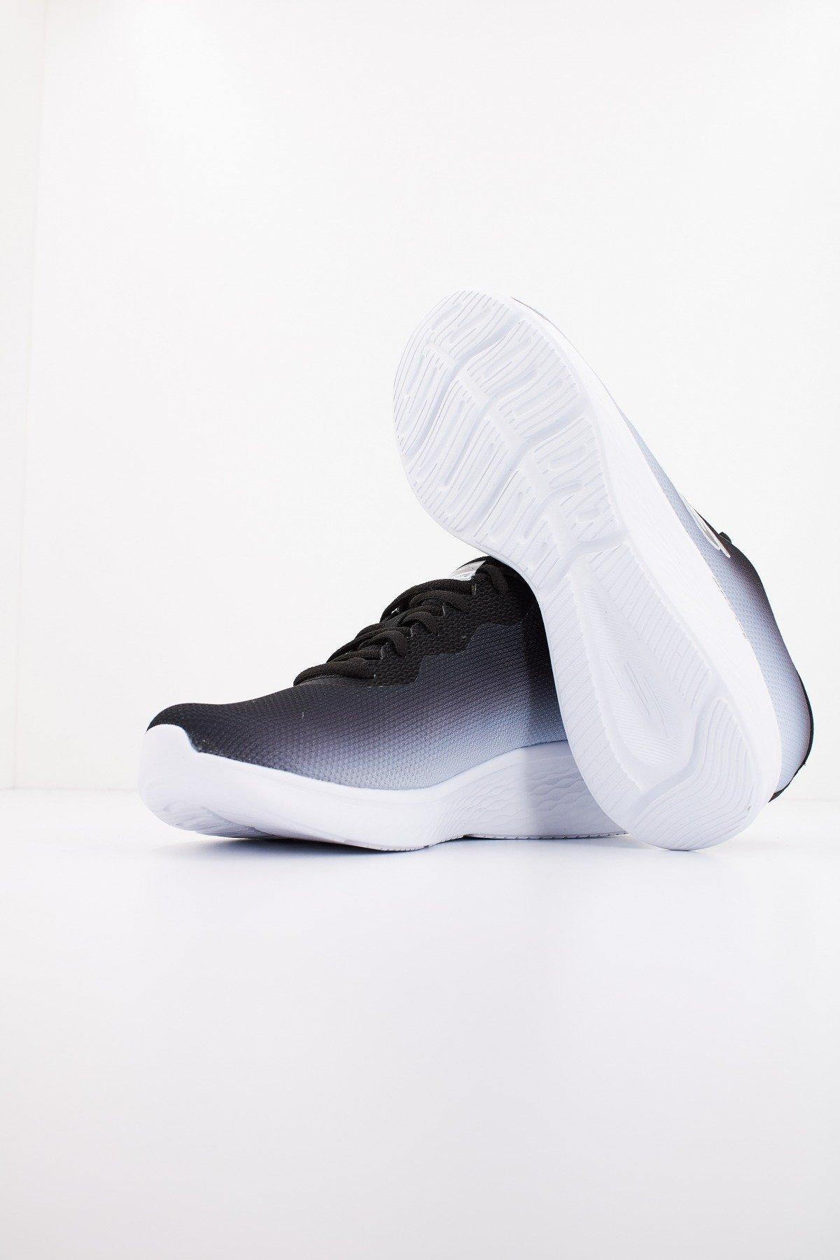 SKECHERS SKECH-LITE PRO en color NEGRO (4)