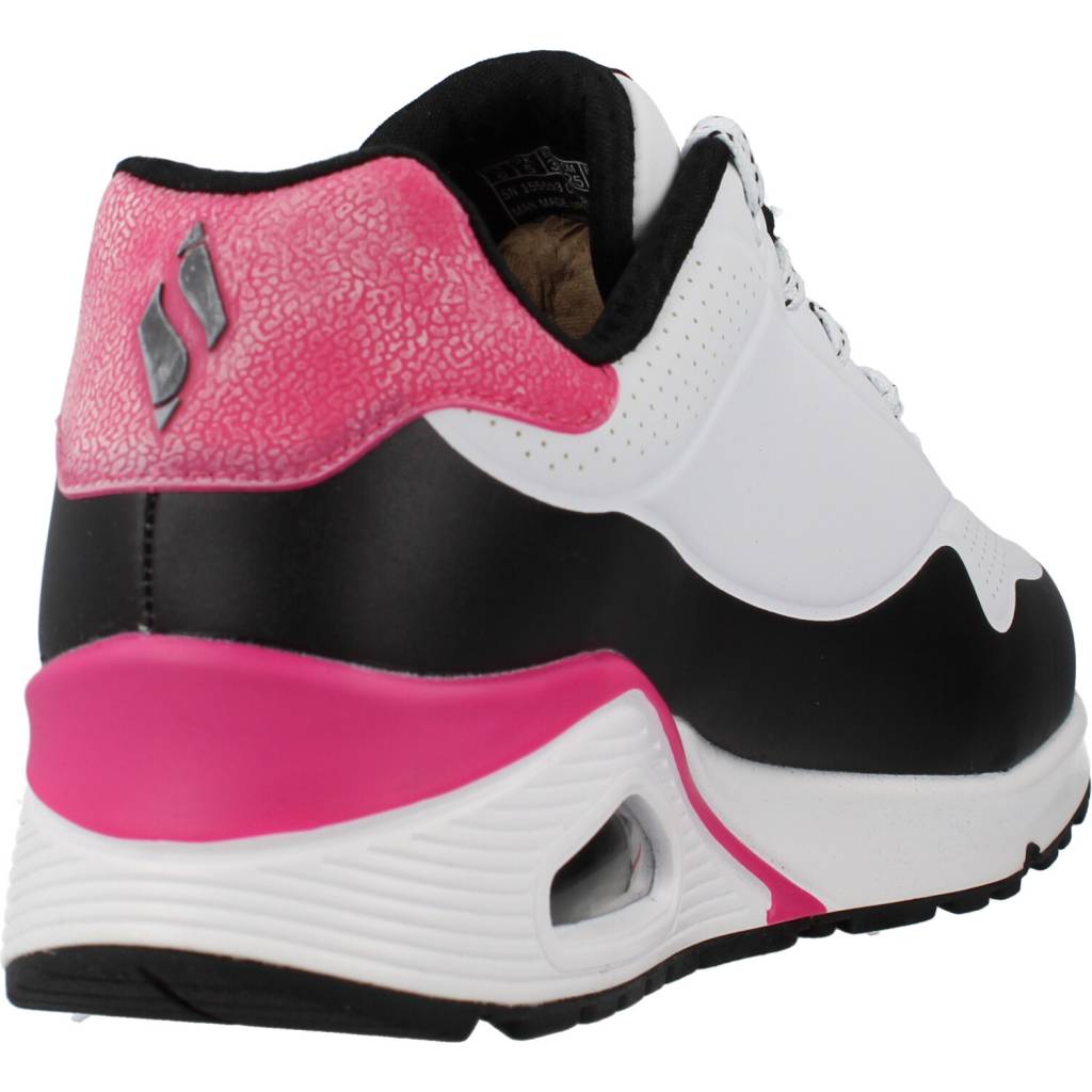 SKECHERS UNO-NEON en color NEGRO (3)