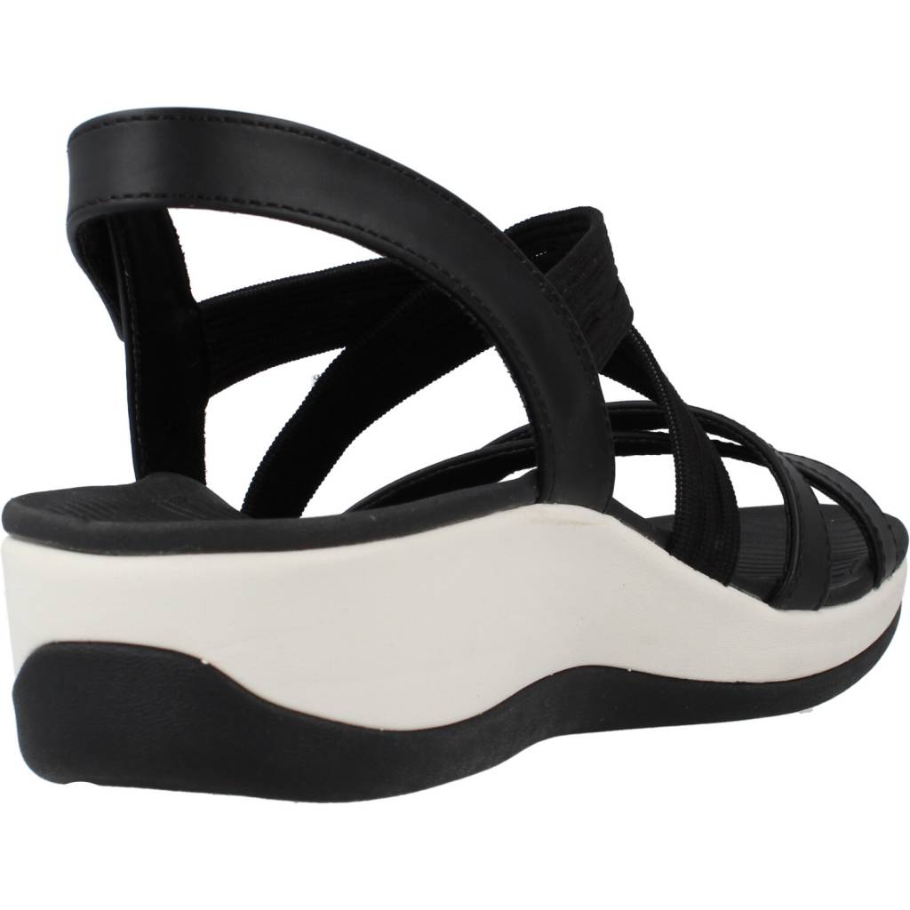 SKECHERS ARCH FIT SUNSHINE en color NEGRO (3)