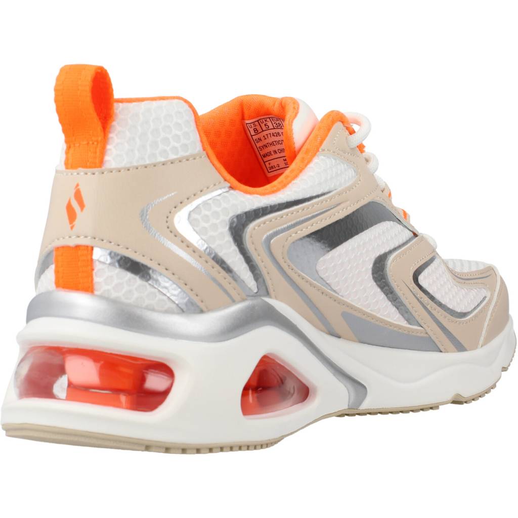 SKECHERS TRES-AIR en color NARANJA (3)