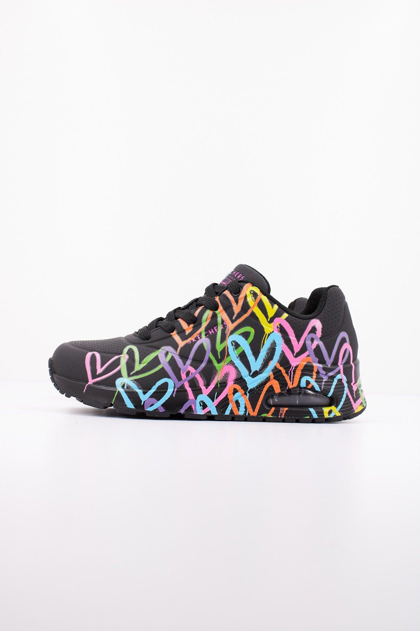 SKECHERS UNO en color NEGRO (1)