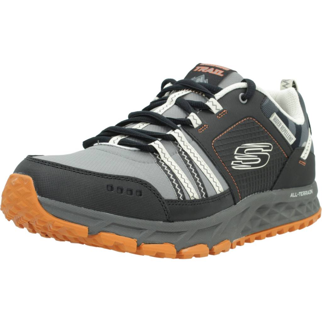 SKECHERS ESCAPE PLAN en color NEGRO (1)