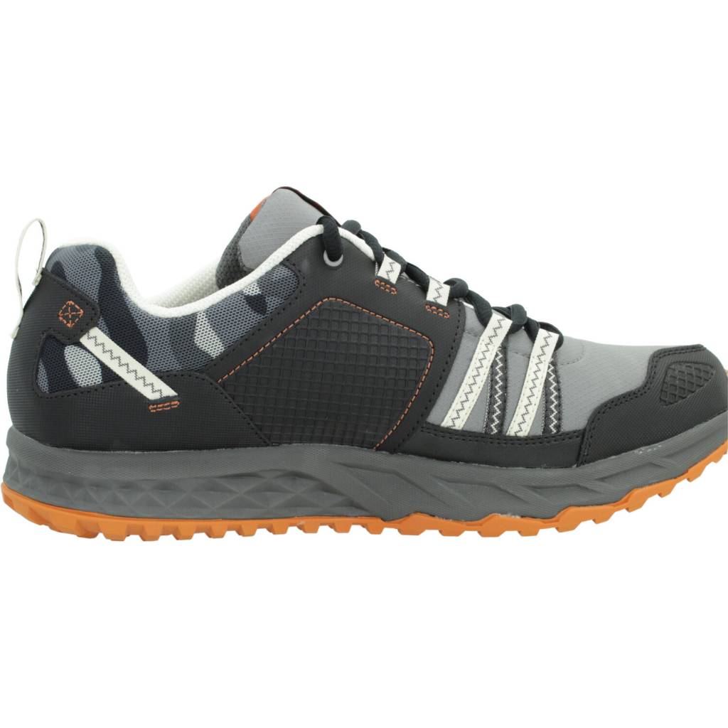SKECHERS ESCAPE PLAN en color NEGRO (4)