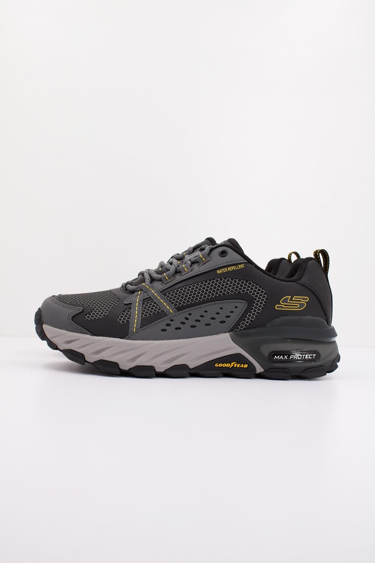 SKECHERS MAX PROTECT en color GRIS (1)
