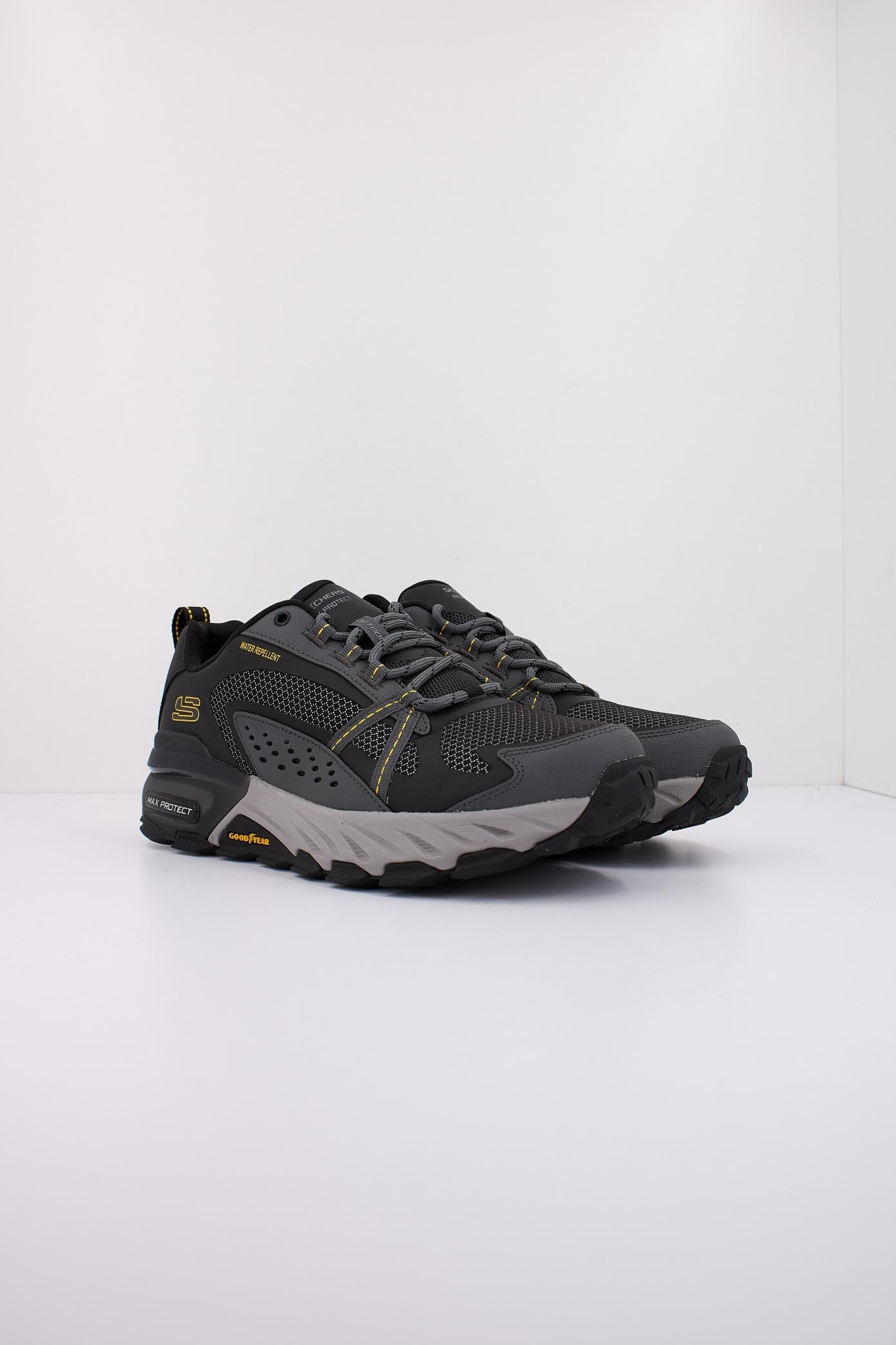 SKECHERS MAX PROTECT en color GRIS (3)