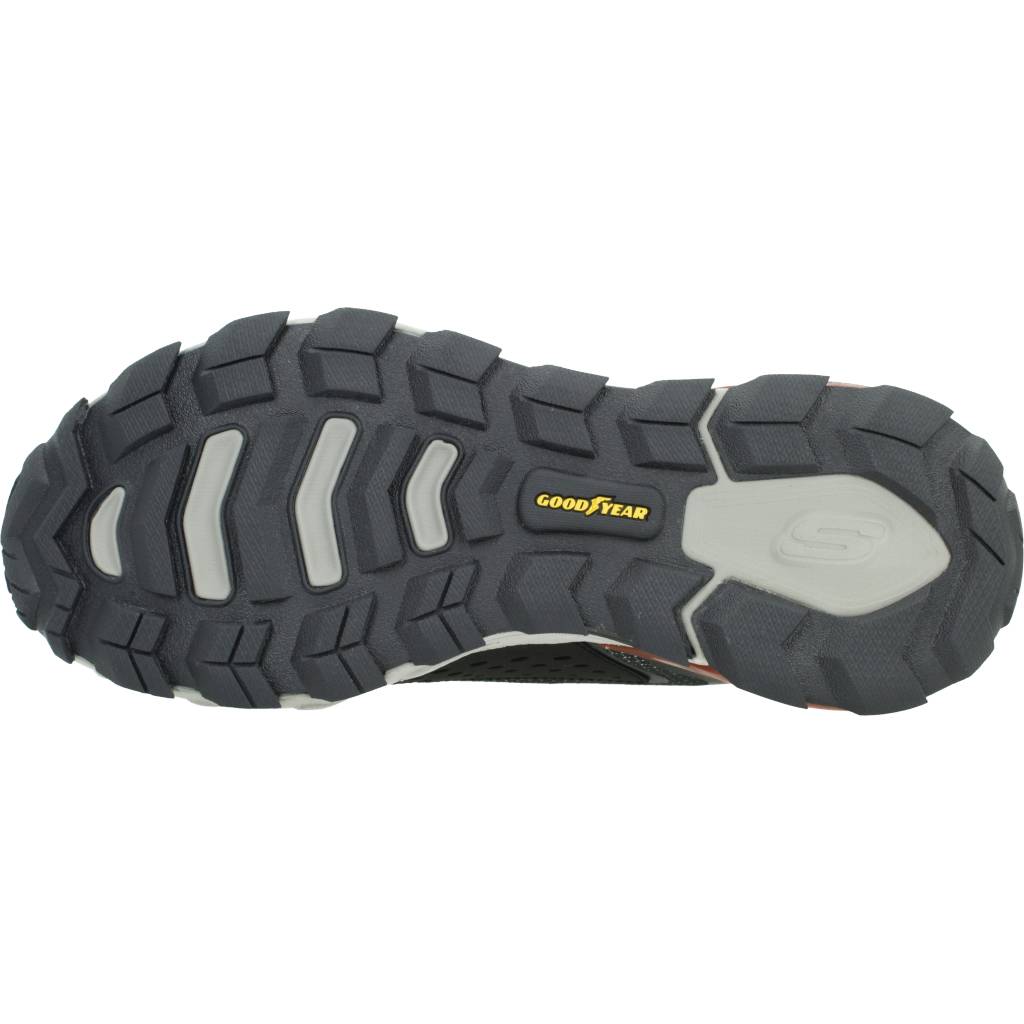SKECHERS MAX PROTECT en color GRIS (6)