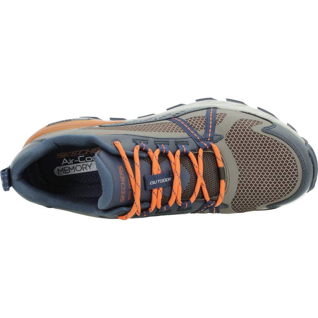 SKECHERS MAX PROTECT en color AZUL (7)