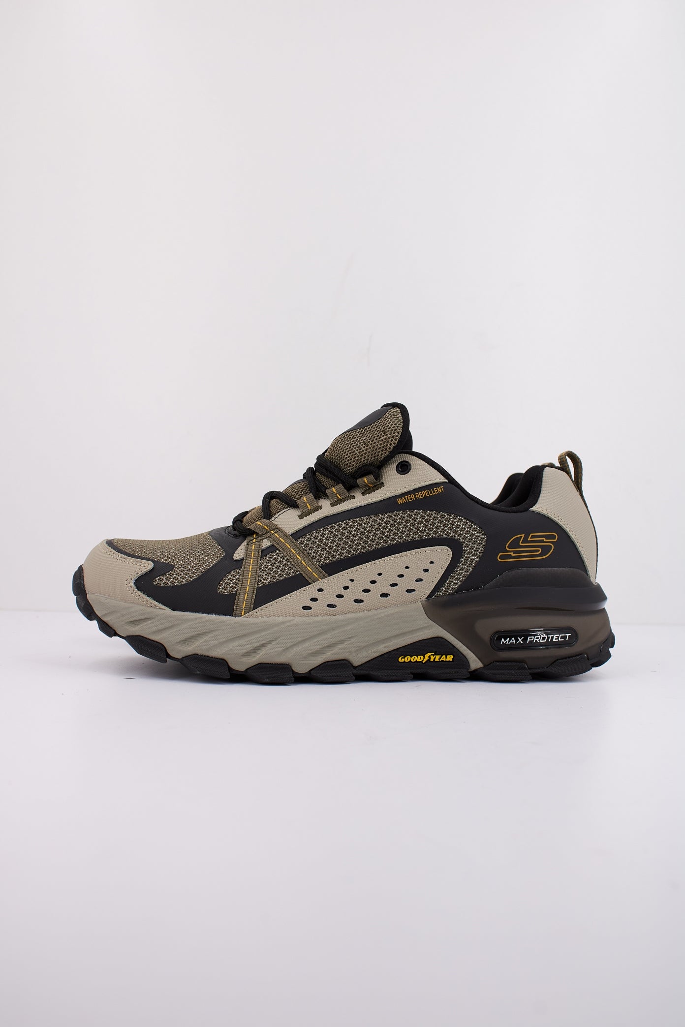 SKECHERS MAX PROTECT en color VERDE (1)