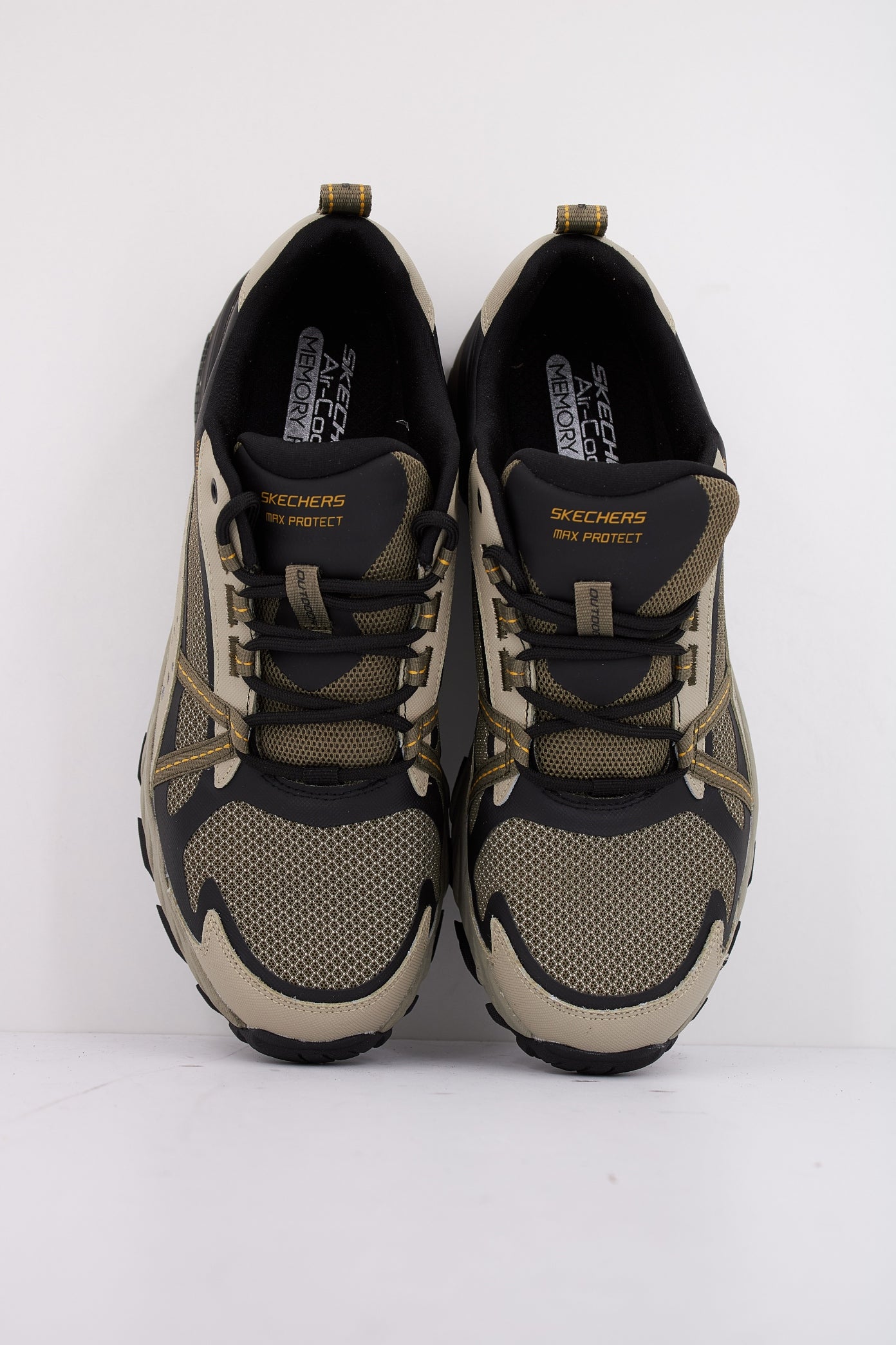 SKECHERS MAX PROTECT en color VERDE (3)