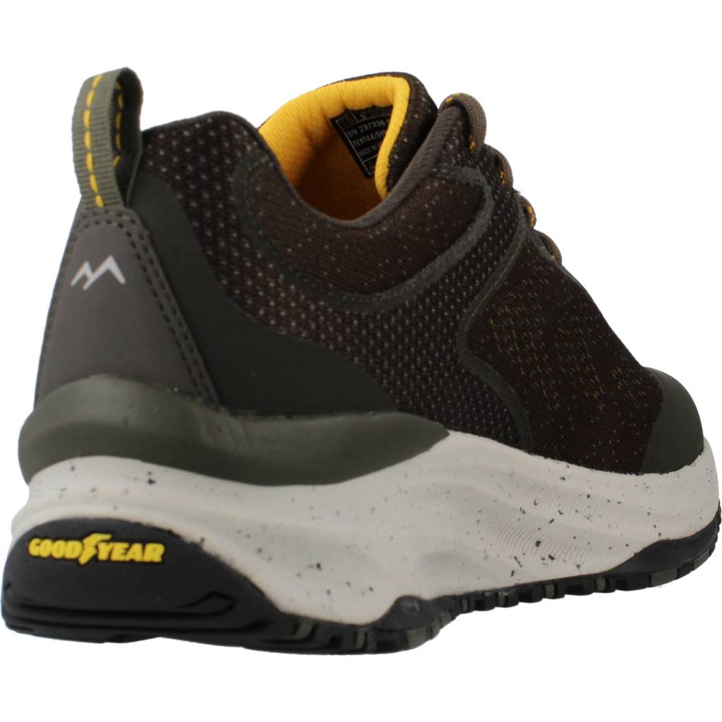 SKECHERS en color MARRON (3)