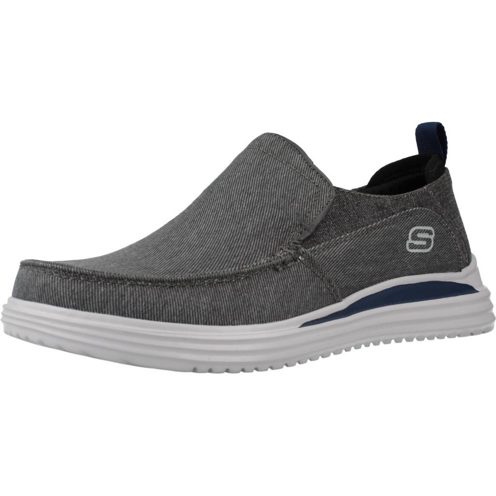 SKECHERS PROVEN - MOC TOE en color GRIS (1)