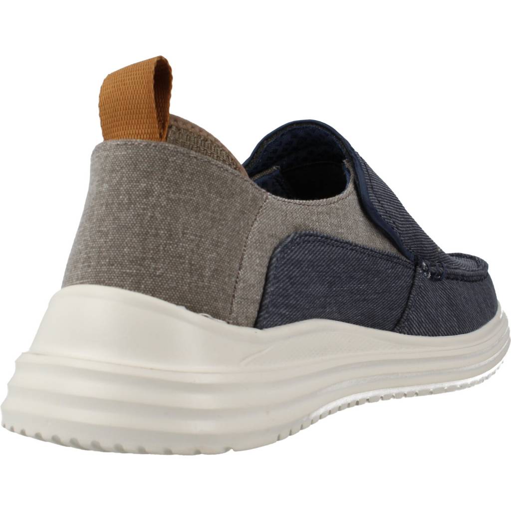 SKECHERS PROVEN - MOC TOE en color AZUL (3)