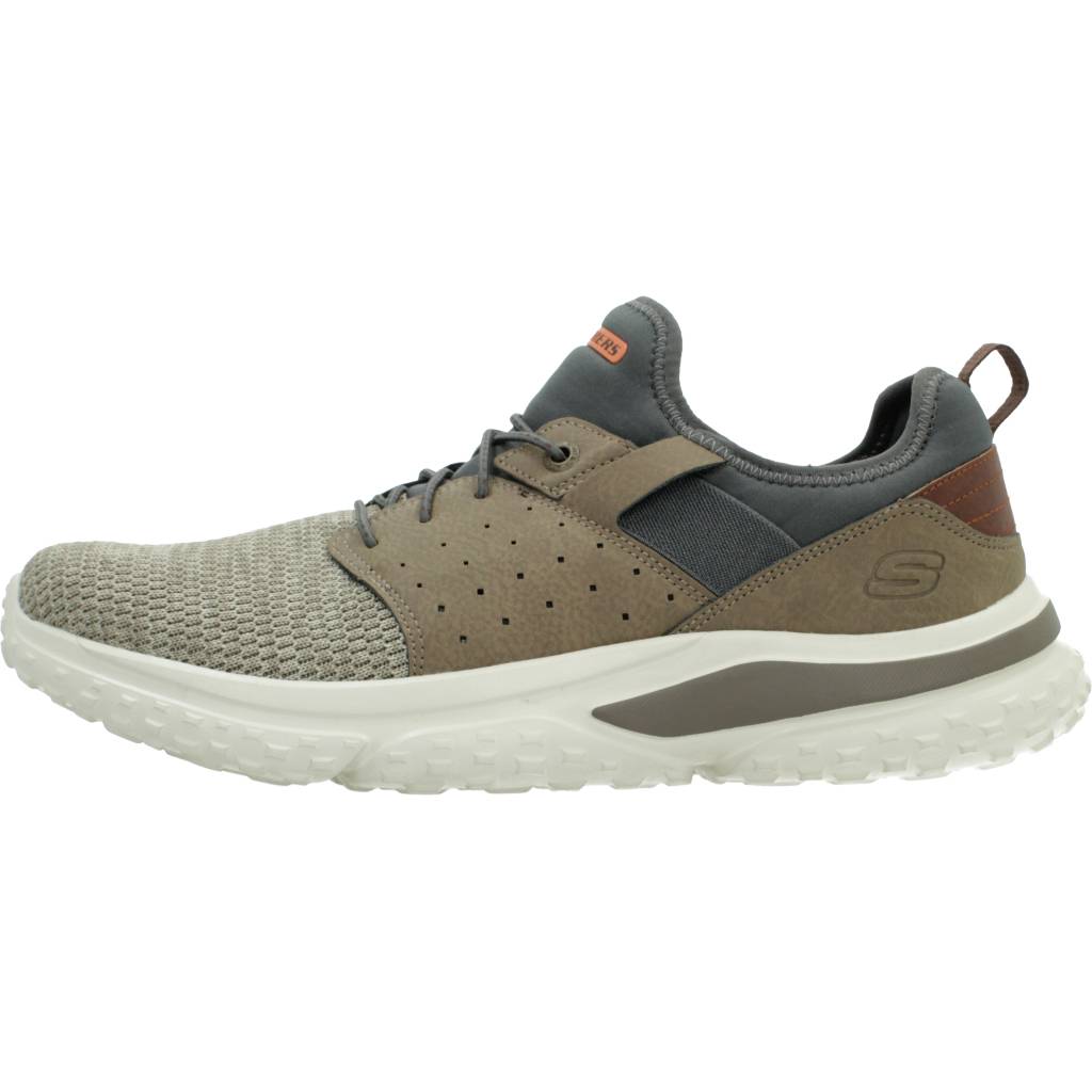 SKECHERS SOLVANO en color MARRON (2)