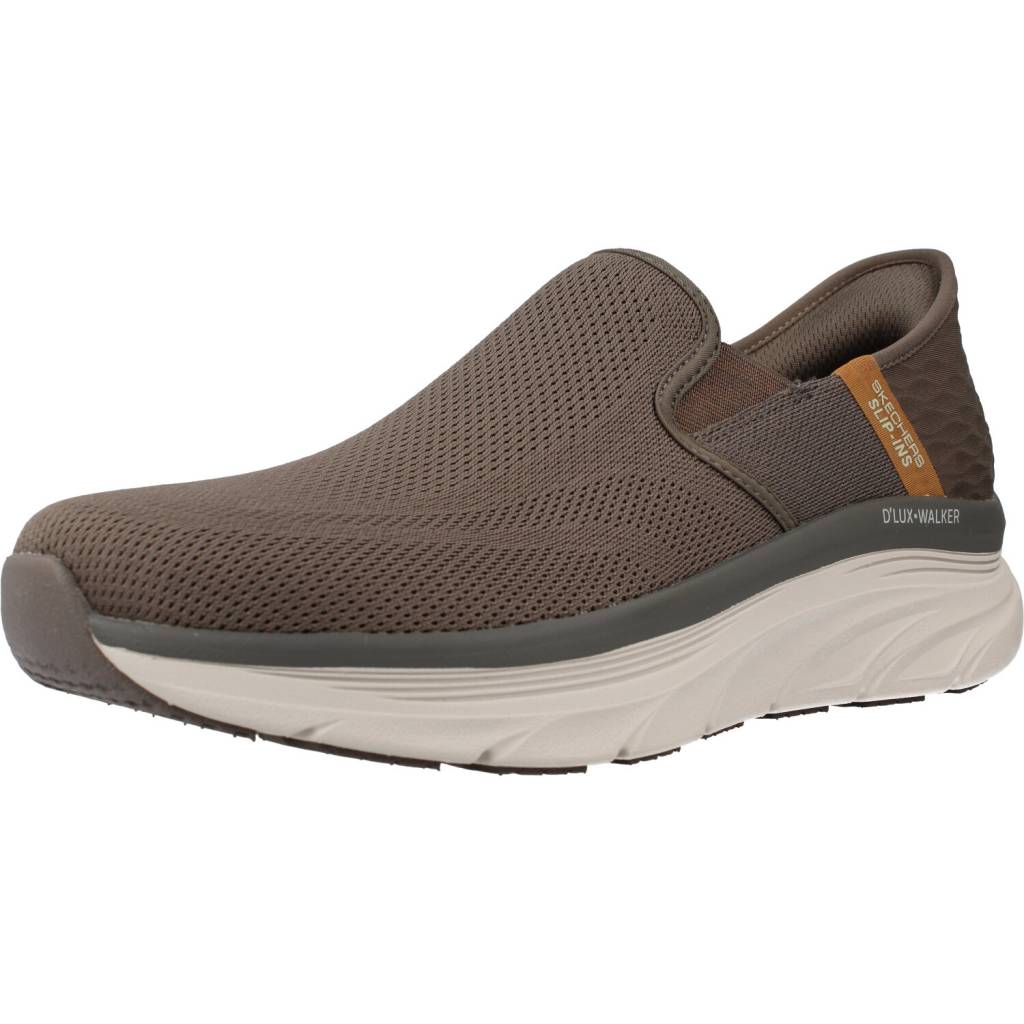 SKECHERS SLIP-INS RF: D'LUX WALKER en color MARRON (1)